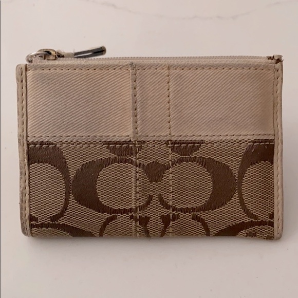 REDUCED!! Coach Coin Purse - signature print - Picture 1 of 2
